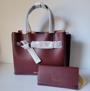 MICHAEL KORS Emilia Large Pebbled Leather Satchel with Matching Wallet Trifold